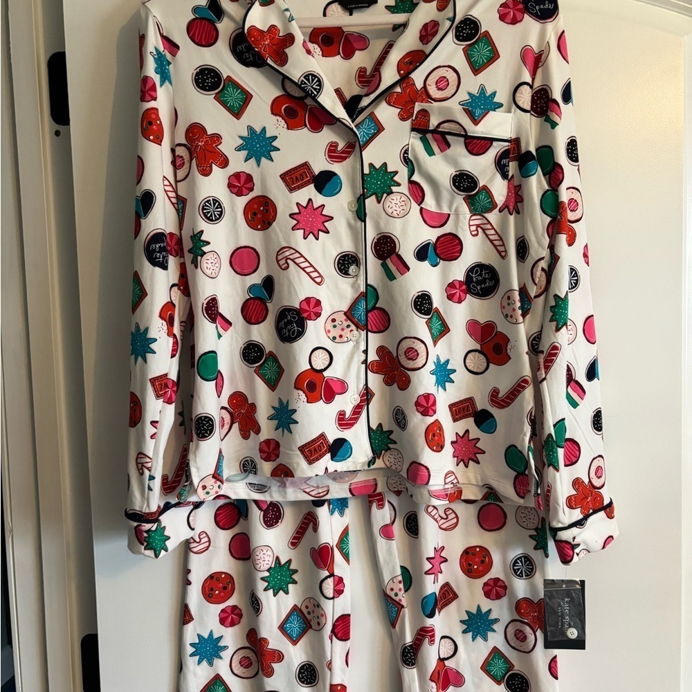 NWT women’s Kate Spade 2-piece Christmas holiday soft button up pajamas small - Picture 1 of 9